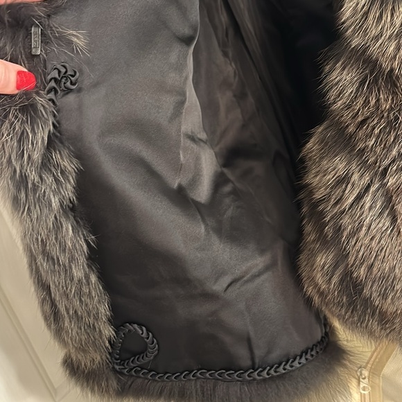 Authentic Mink Coat - Picture 4 of 4